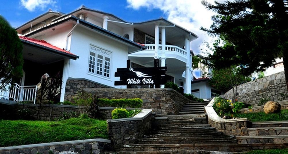 Oyo 386 White Villa Tourist Guest Kandy Esterno foto